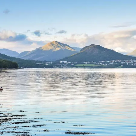 Awesome In With Wifi Semesterbostad